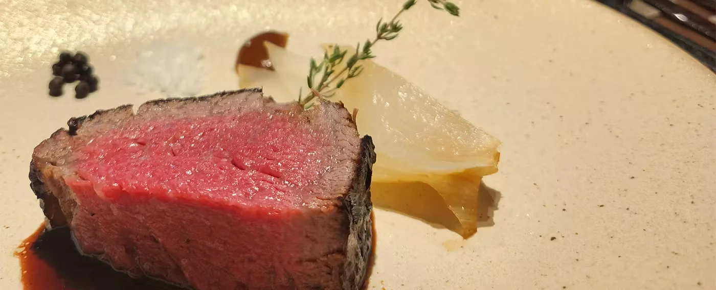 淡路牛ヒレ — 薪火焼き