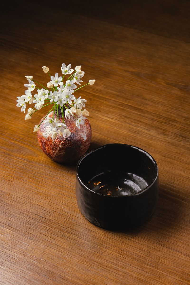 手作りのお茶碗やお皿 — THE BLESS AWAJI